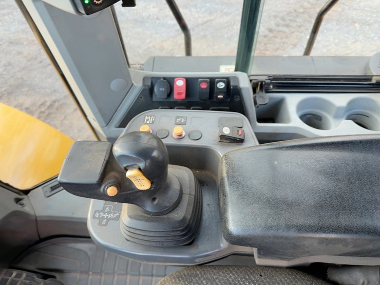 2019-caterpillar-950m-image-33