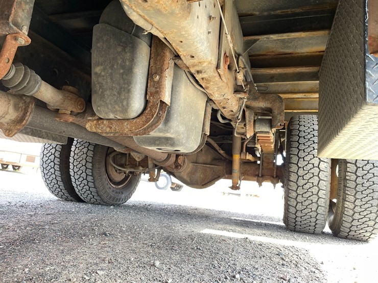 2012-ford-f350-image-27