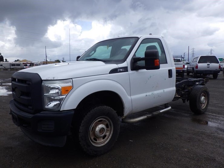 2016-ford-f350-image-1