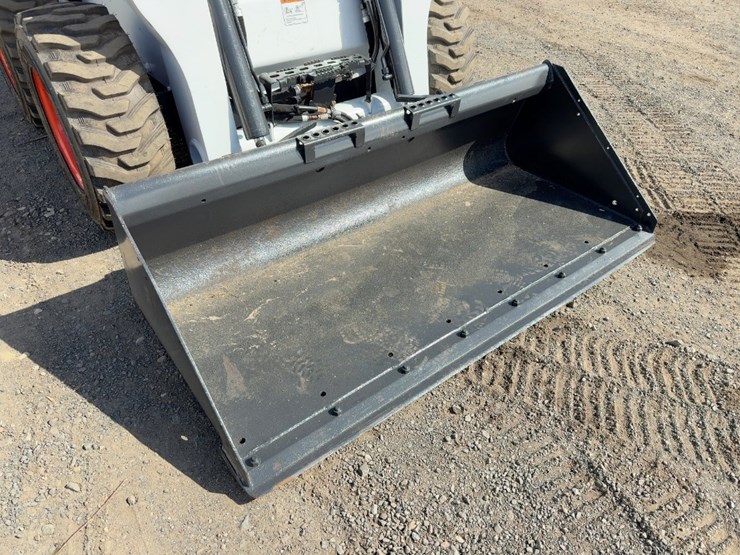 2017-bobcat-s650-image-8