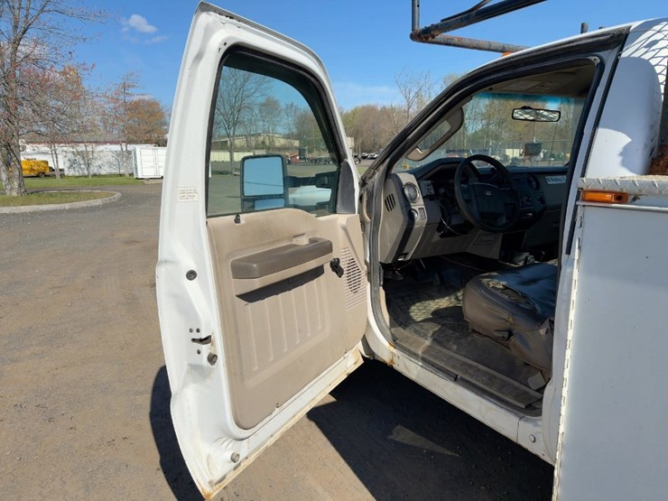 2008-ford-f350-xl-image-21