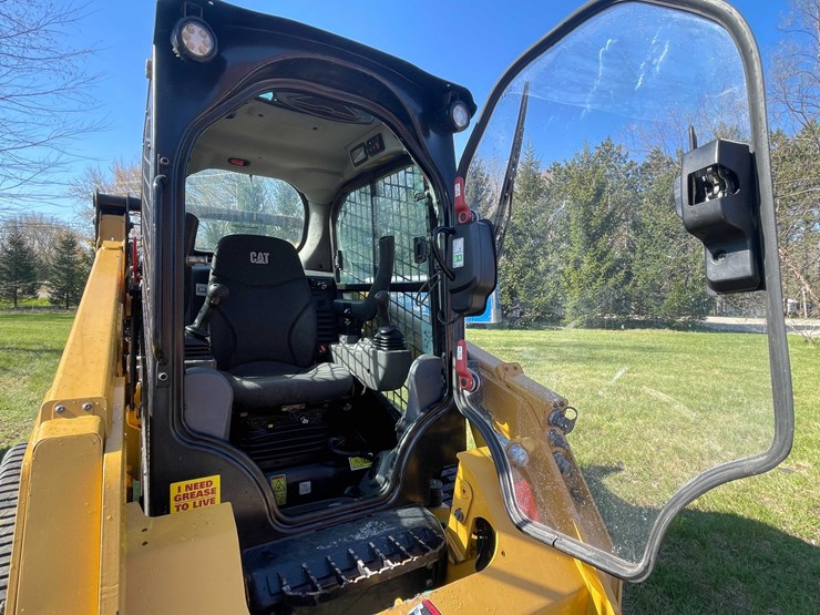 caterpillar-216b-image-31