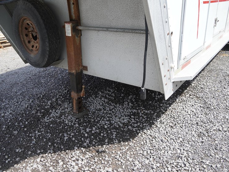 #142-•-1999-exiss-3-slant-aluminum-6-horse-capacity-trailer-image-16