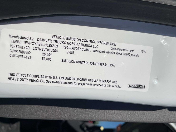 2020-freightliner-m2-106-image-53