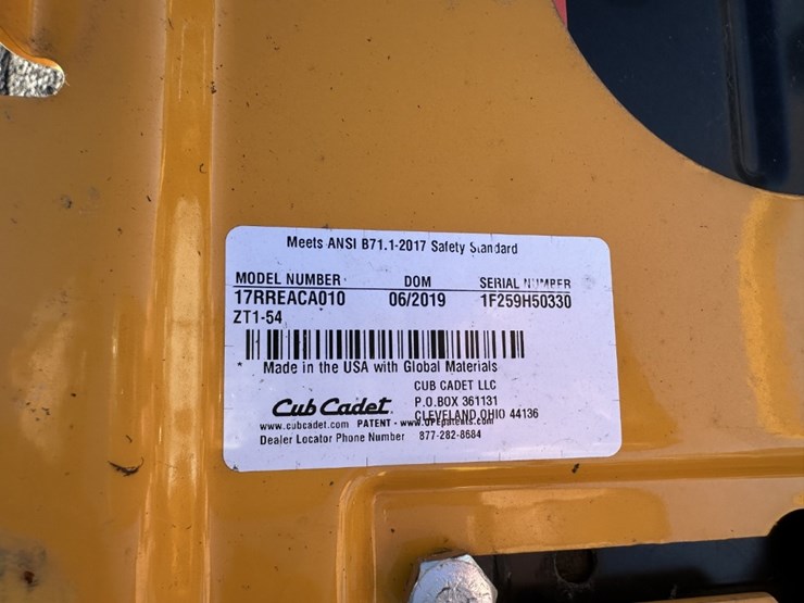 cub-cadet-ultima-zt1-zero-turn-image-10