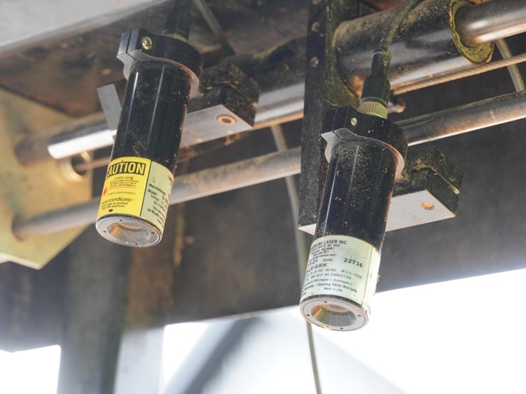 #147-•-accu-cut-36-inch-x-4-inch-edger-image-17