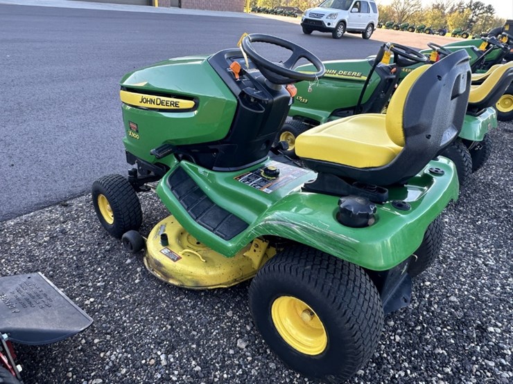 2010-john-deere-x300-image-2