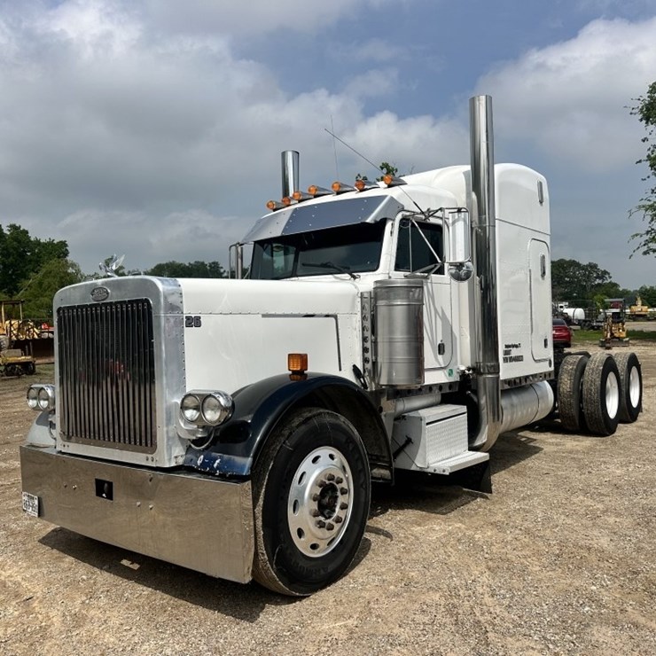 1998 PETERBILT 379