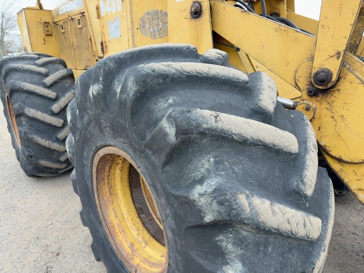 1995-deere-643d-image-10