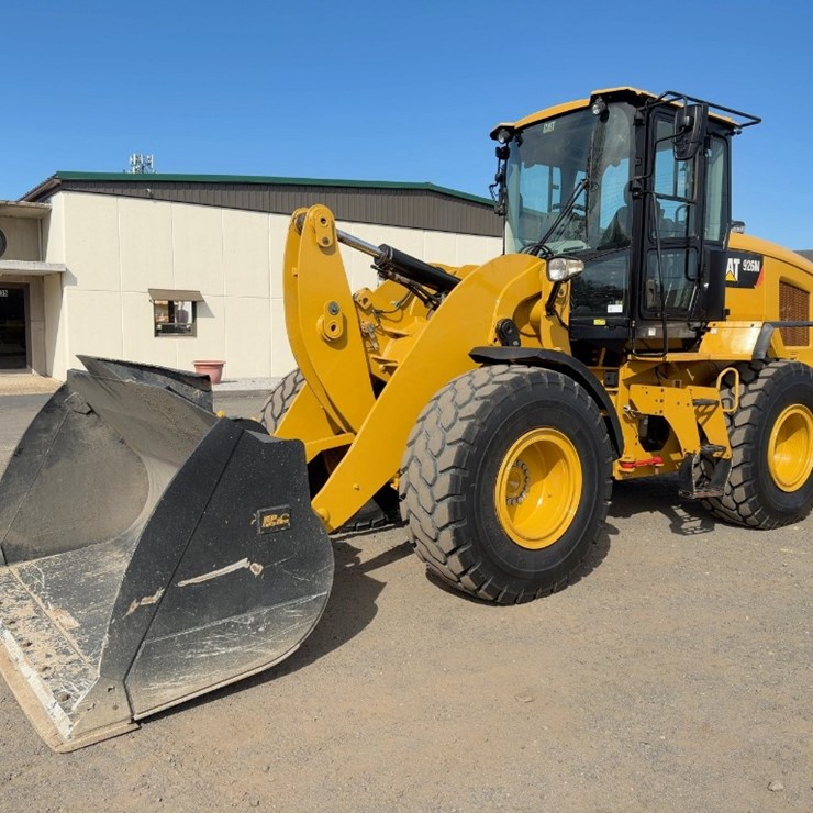 2017 CATERPILLAR 926M