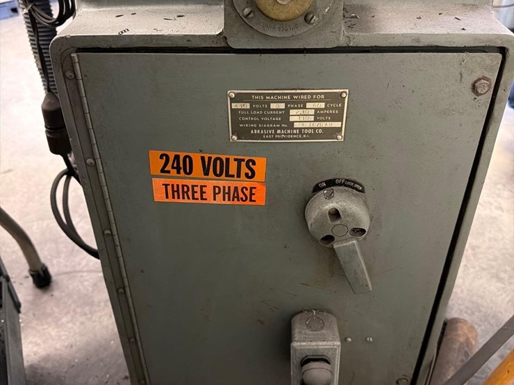 american-machine-tool-abrasive-618-surface-grinder-image-9