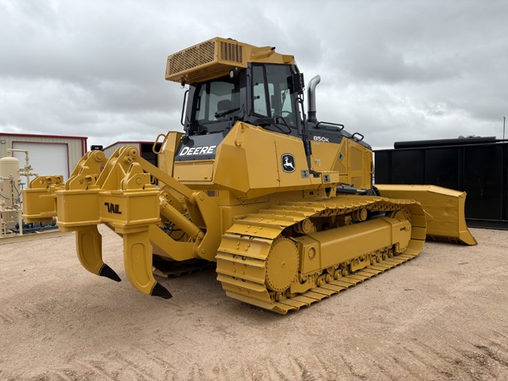 2016-deere-850k-lgp-image-3