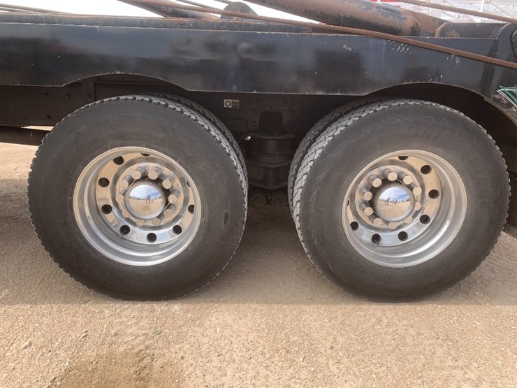 2013-kenworth-t800-image-8