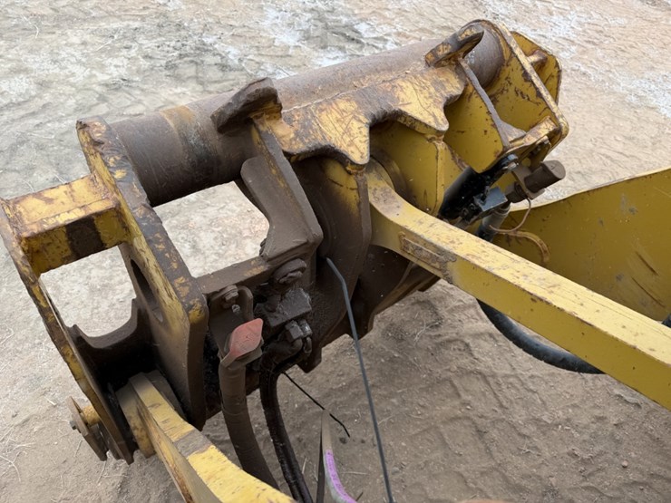 2013-caterpillar-924k-image-5