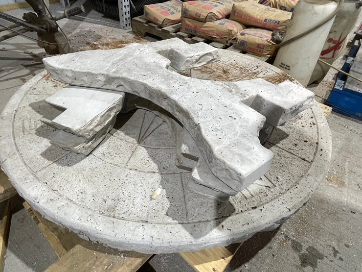 #5033-•-stamped-concrete-compass-table-image-8