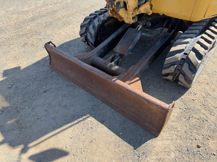 2014-caterpillar-303e-cr-image-17