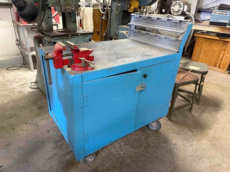 rolling-metal-cabinet-w/-vise-image-1