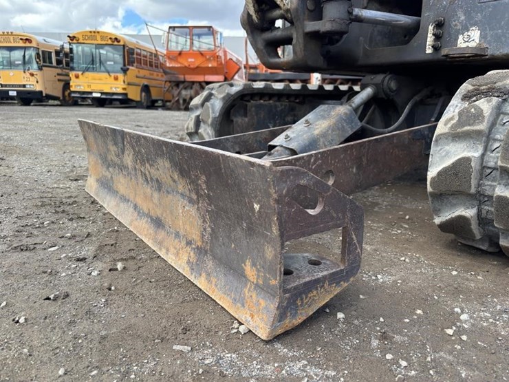 2020-bobcat-e20-image-9