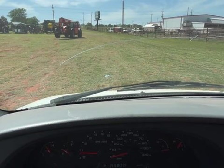 2006-ford-e450-image-3