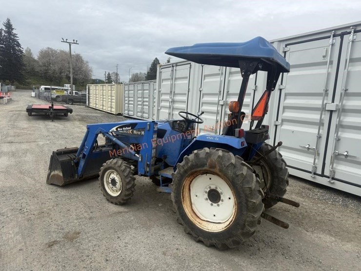 new-holland-tc30-image-7