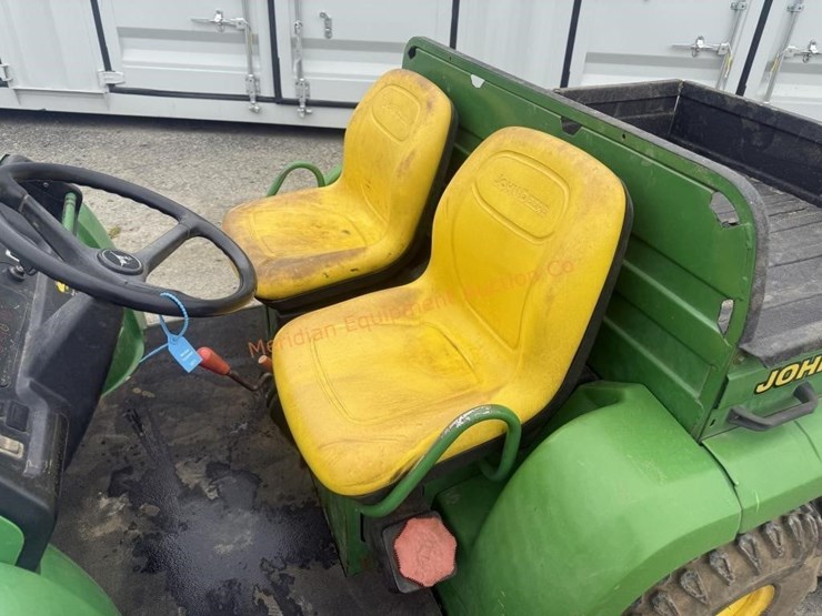 john-deere-gator-image-13