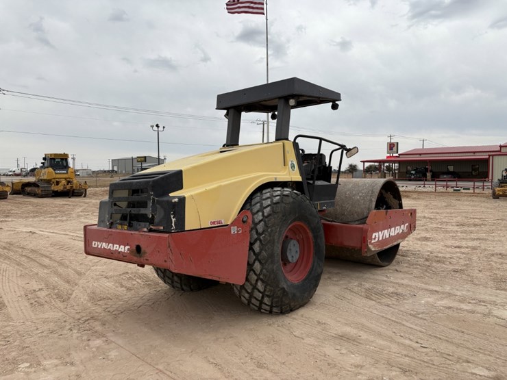 2012-dynapac-ca362d-image-3