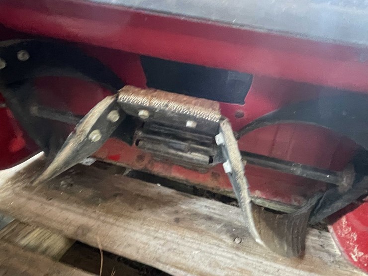 #7412-•-troy-built-snow-blower-image-3