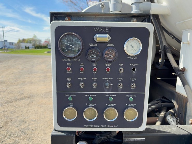 2001-caterpillar-3126-image-18