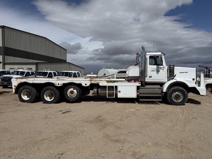 2009-western-star-4900-image-3