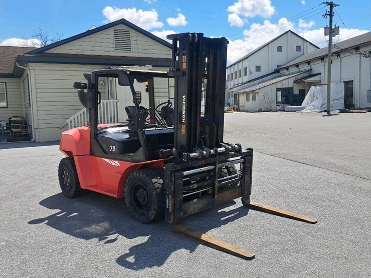 #111-•-2022-hancha-cpcd70-xw65g-forklift-image-7