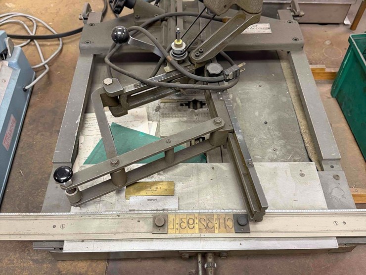new-hermes-engraver-image-2
