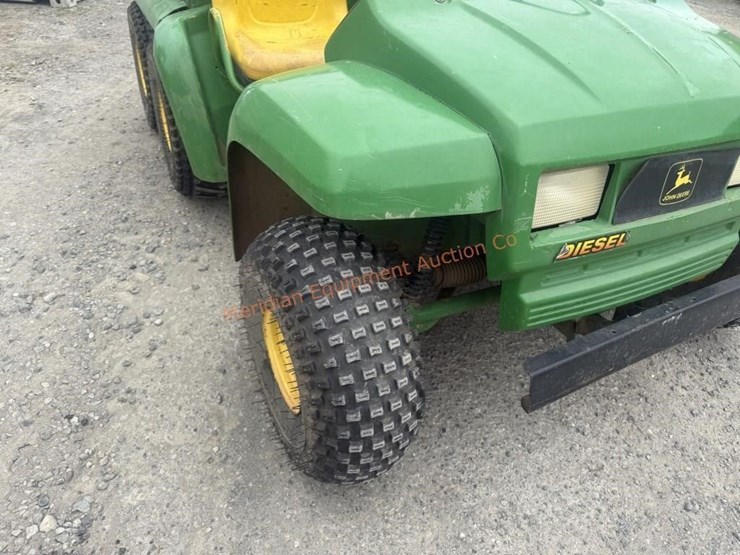 john-deere-gator-image-21
