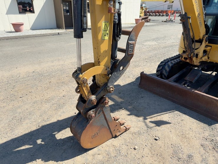 2014-caterpillar-303e-cr-image-14