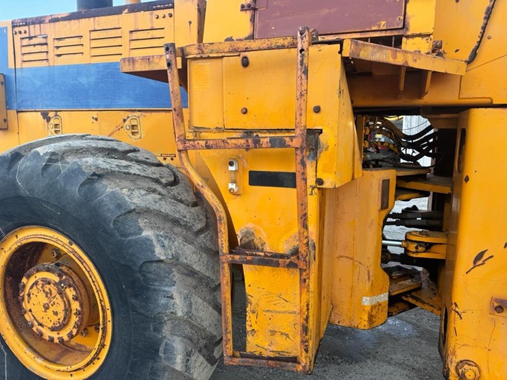 #122-•-1987-kobelco-lk600-wheel-loader-image-27