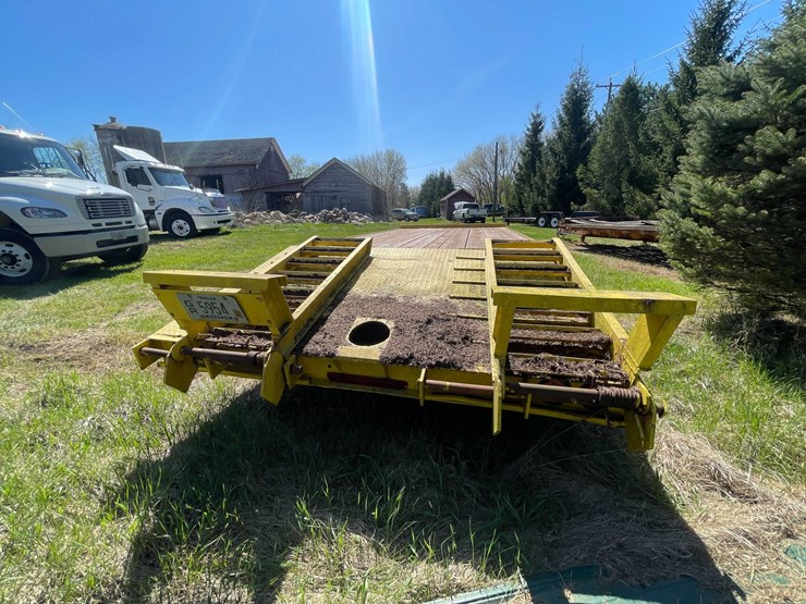 #7155-•-dexter-axle-utility-trailer-(no-title)-image-6