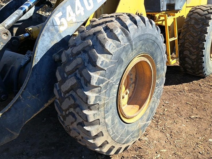 deere-544g-ll-image-32