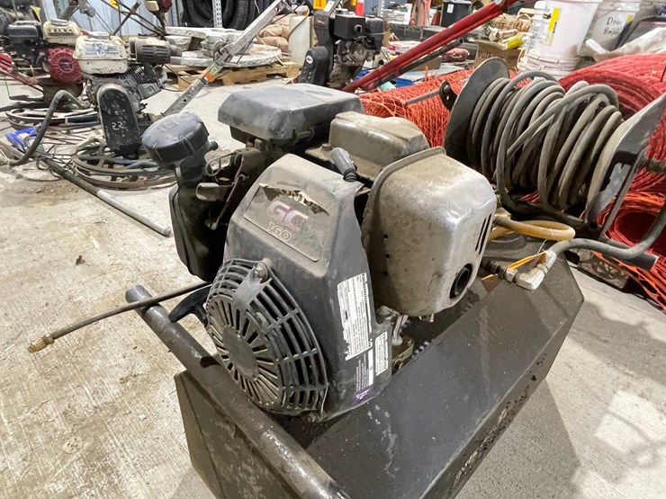 #5030-•-duraform-gas-powered-sprayer-unit-with-hose-reel-image-10