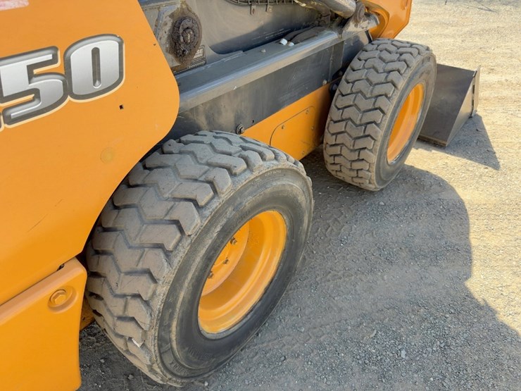 2013-case-sv250-image-13