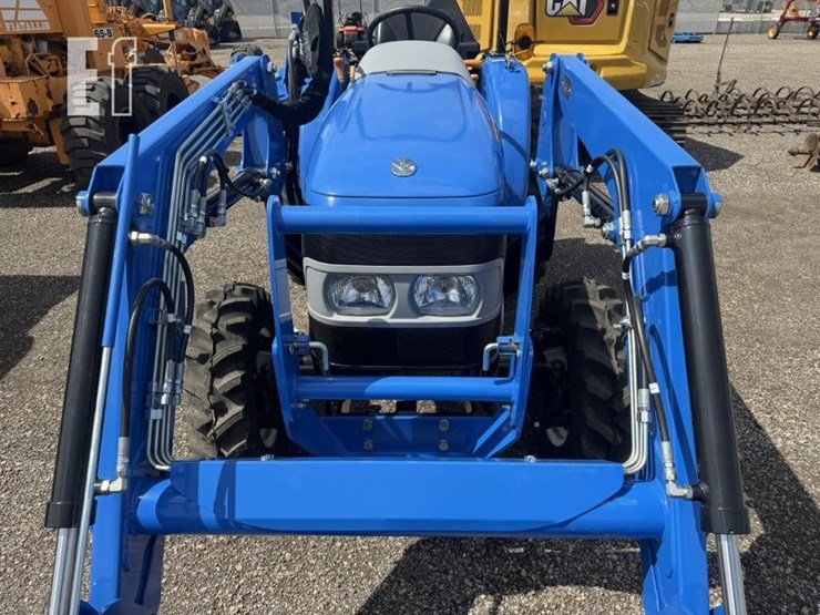 2023-new-holland-workmaster-25-image-11