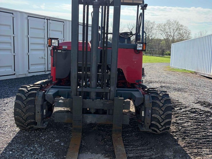 2018-moffett-m8-55.4-image-2