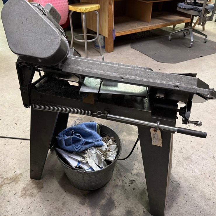 Buffalo Metal Cutting Band Saw
