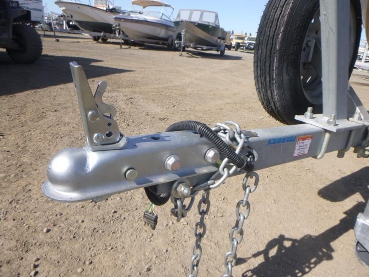 2002-klamath-aluminum-boat-&-trailer-image-9