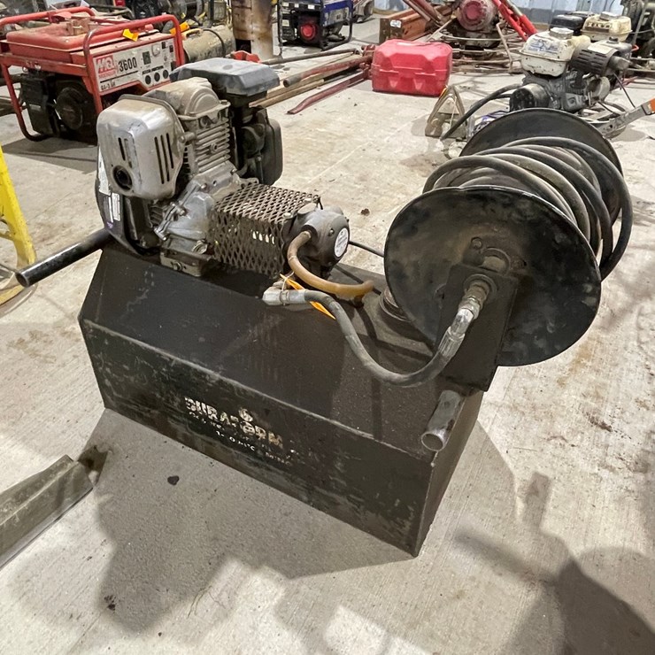 #5030 • Duraform Gas Powered Sprayer Unit with Hose Reel