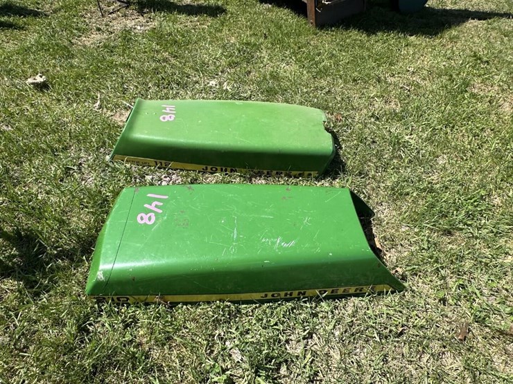 vintage-john-deere-lawn-tractor-hoods-image-4