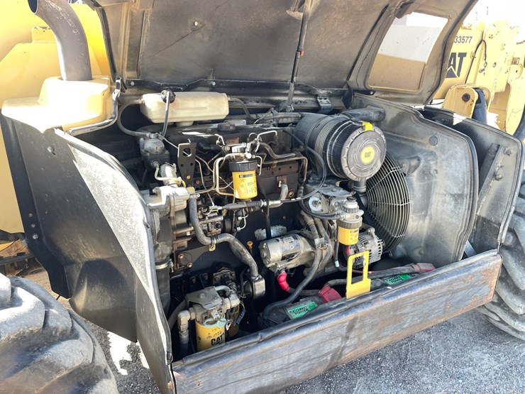 caterpillar-th350b-image-42