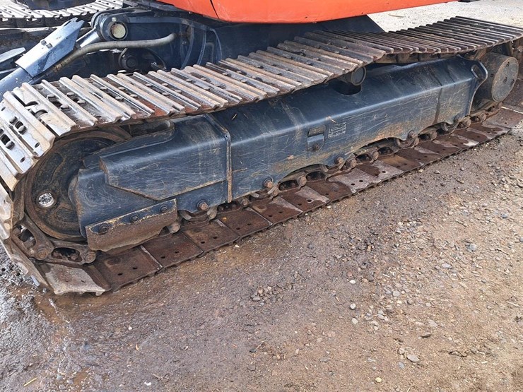 2016-kubota-kx057-4-image-22