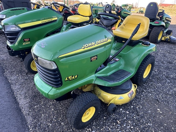 john-deere-lt155-image-1