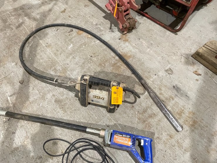 #5029-•-(2)-corded-concrete-vibrators-image-5