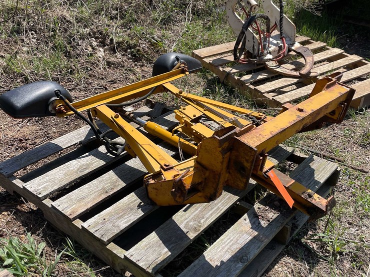 #7429-•-meyer-plow-frame-image-3