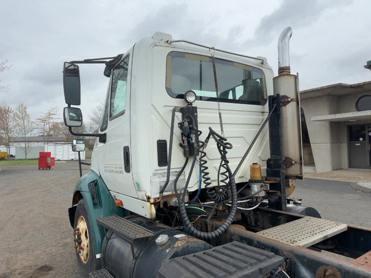 2005-international-8600-image-20